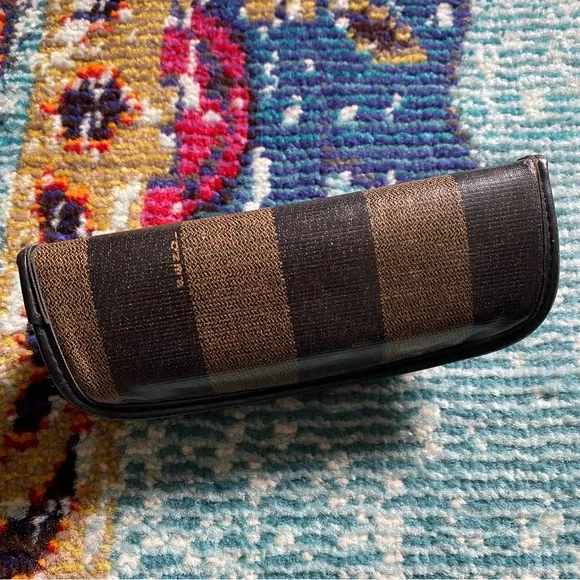 SOLD Vintage 90’s Fendi Sunglasses Sunnies Shades with Case - Picture 10 of 10